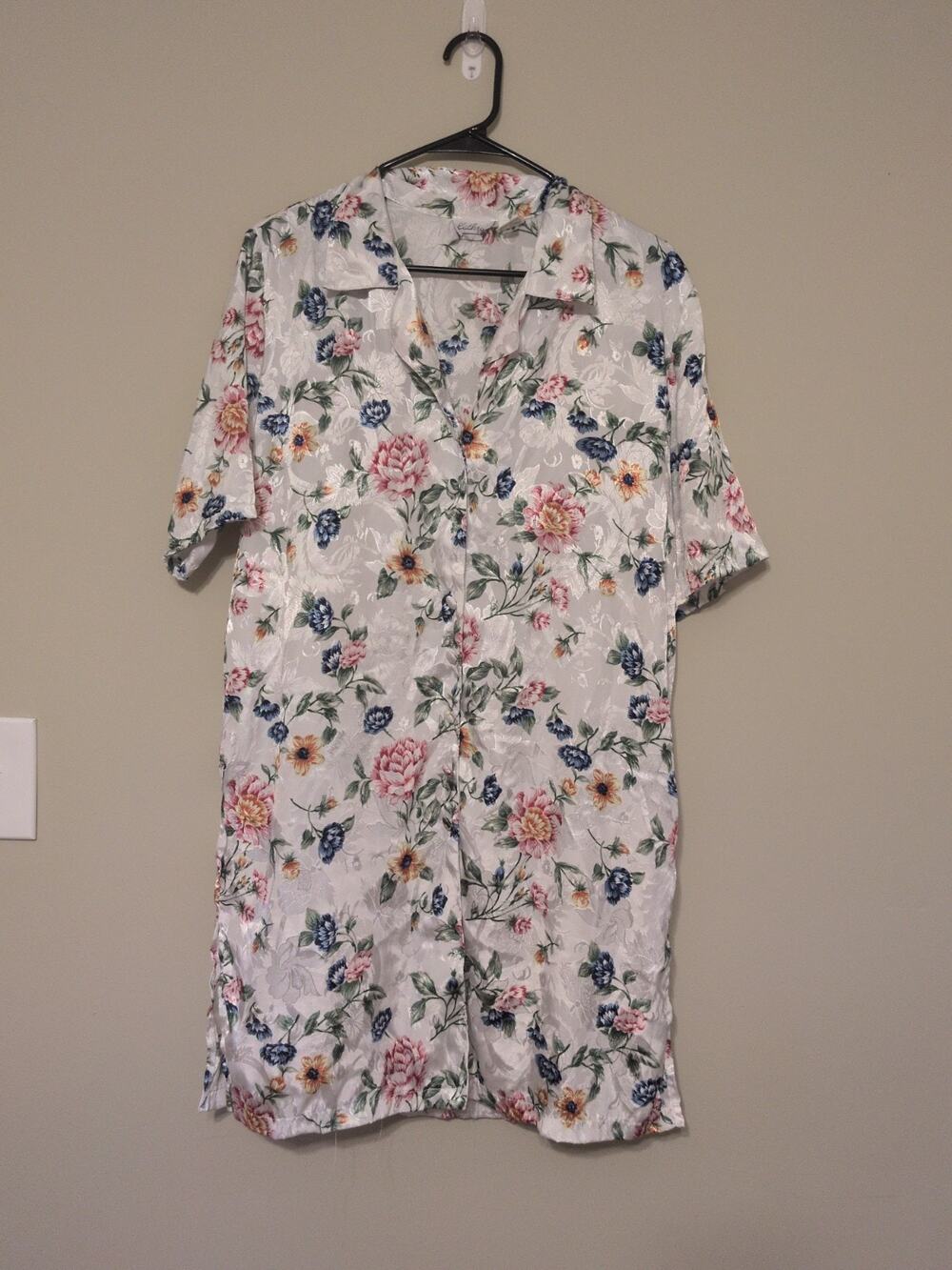 Kathryn Womens Babydoll White Floral Size M Button Up Short Sleeve Dress